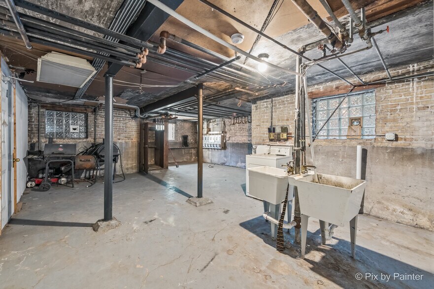 More Photos Of , Chicago Multifamily For Sale