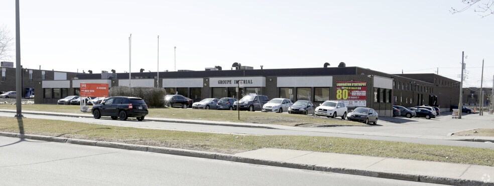 More Photos Of 600-650 Boul Lebeau, Montréal Warehouse For Lease