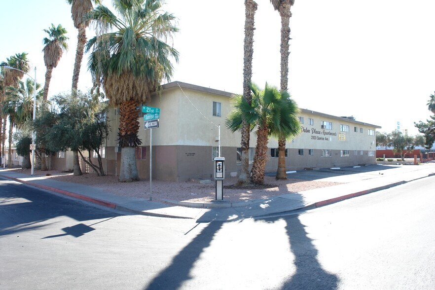 More Photos Of 2100-2104 Sunrise Ave, Las Vegas Apartments For Sale