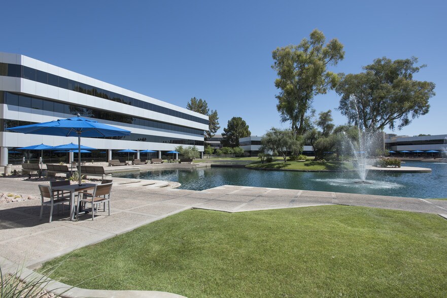 More Photos Of 2111 E Highland Ave, Phoenix Office For Lease