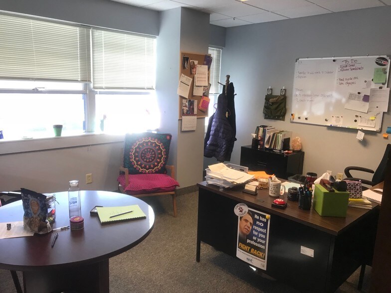 More Photos Of 731 James St, Syracuse Office Residential For Lease