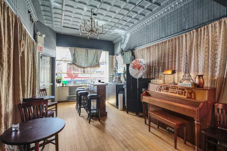 More Photos Of 2301 Fairmount Ave, Philadelphia Restaurant For Lease