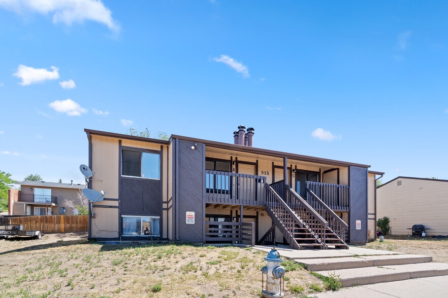 More Photos Of 935 Hathaway Dr, Colorado Springs Apartments For Sale
