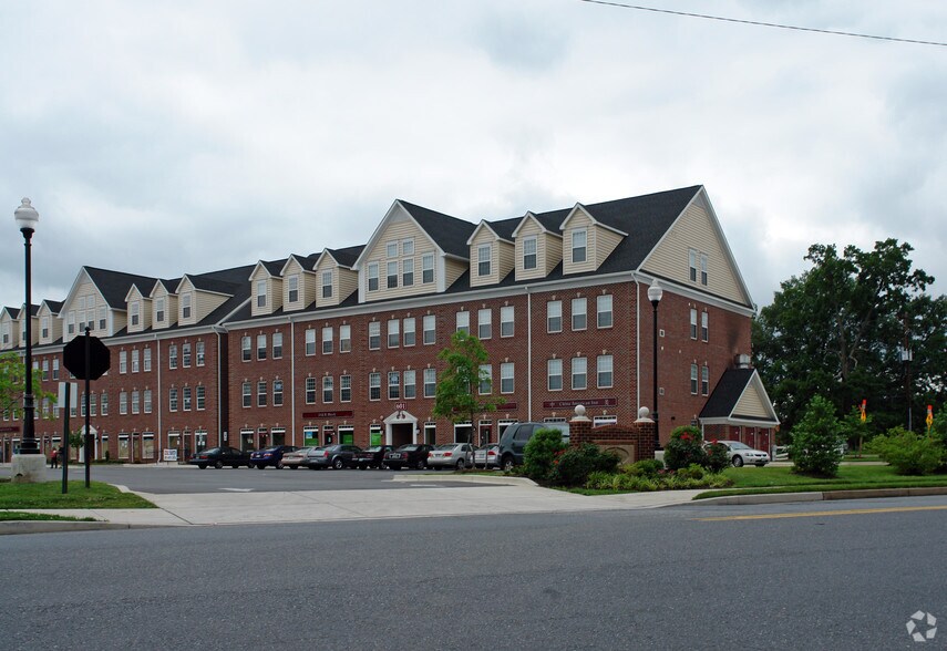 More Photos Of 601 7th St, Laurel Office For Sale