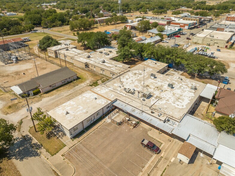 More Photos Of 200 N San Jacinto St, Whitney Assisted Living For Lease