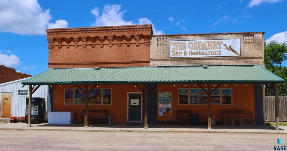 Primary Photo Of 120 Main St, Carthage Restaurant For Sale