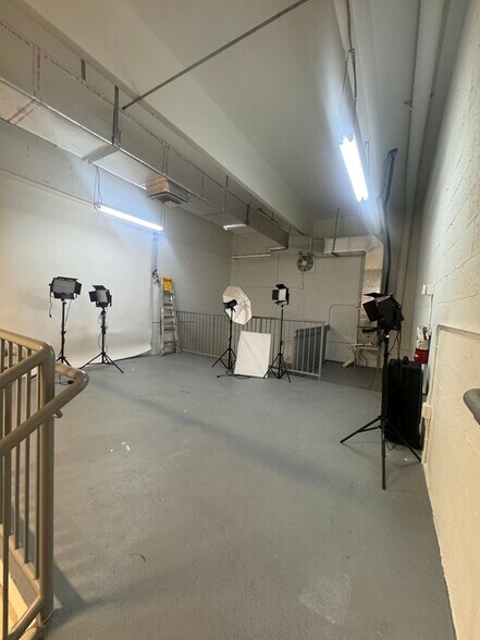 More Photos Of 10181 NW 58th St, Miami Warehouse For Lease