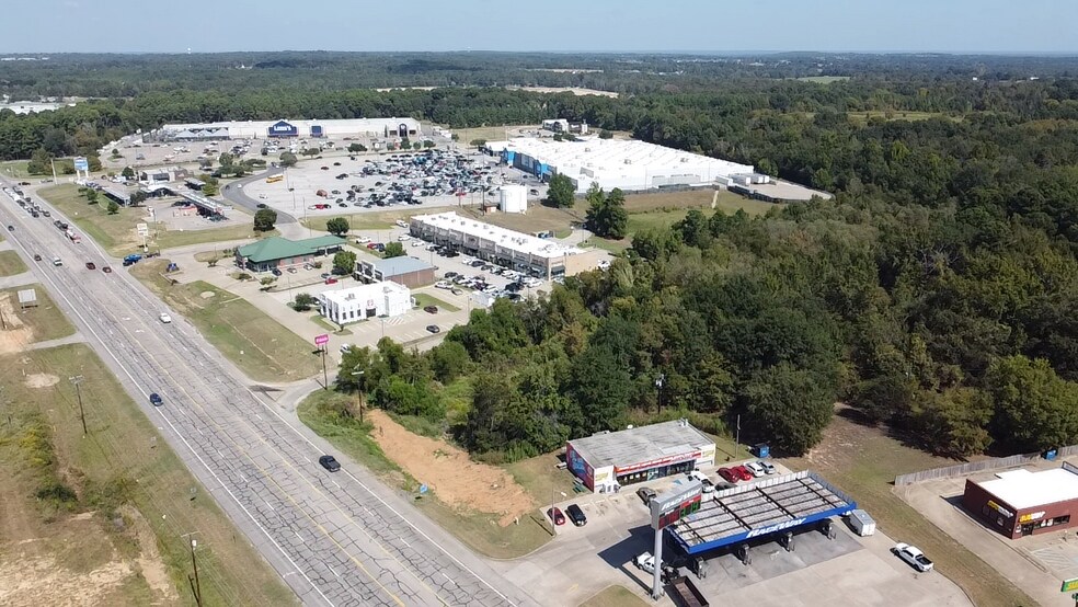 More Photos Of TBD S Main St, Lindale Land For Sale