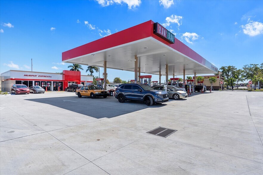 More Photos Of 15055 NW 7th Ave, Miami Convenience Store For Sale