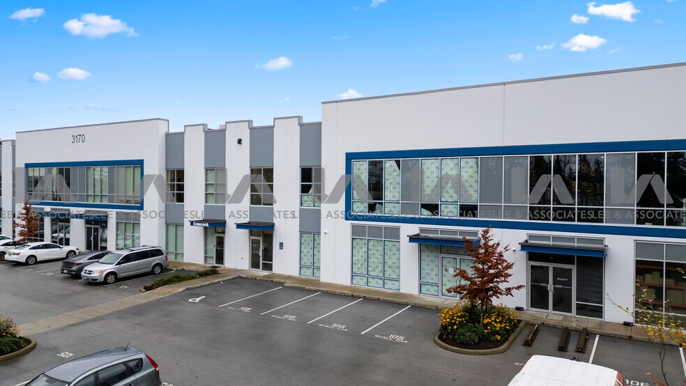 More Photos Of 3170 194 St, Surrey Showroom For Sale