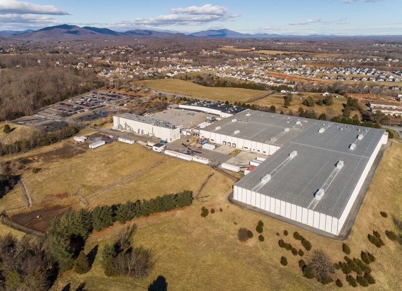 More Photos Of 2150 Perrowville Rd, Forest Manufacturing For Sale