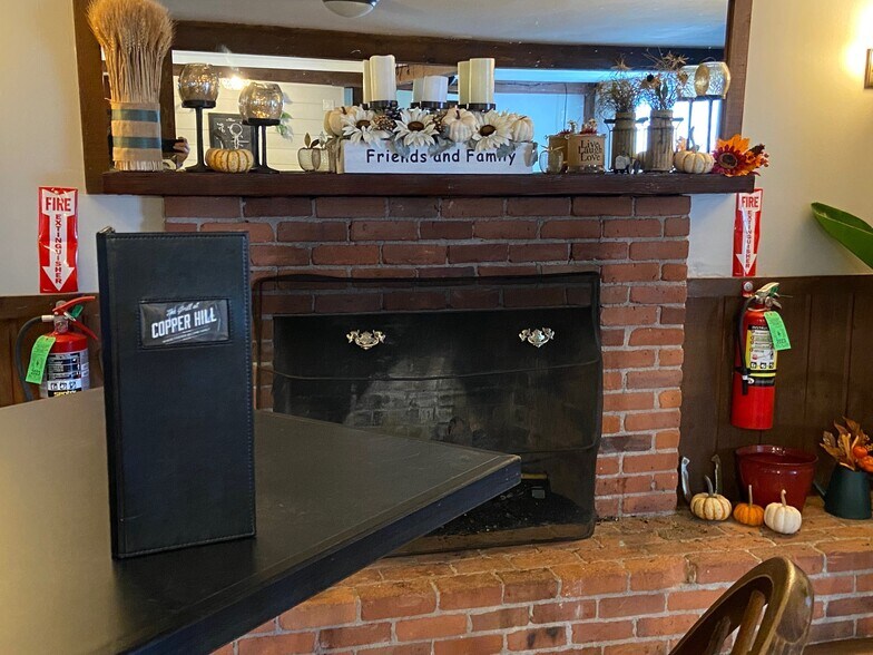 More Photos Of 20 Copper Hill Rd, East Granby Golf Course Driving Range For Sale