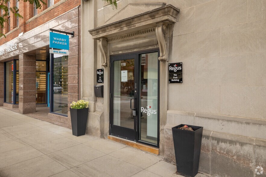 More Photos Of 101-167 N Old Woodward Ave, Birmingham Office For Lease