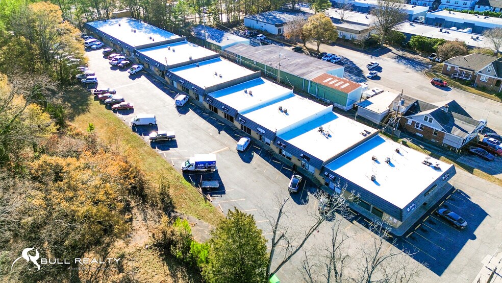 More Photos Of 5891 New Peachtree Rd, Doraville Warehouse For Lease