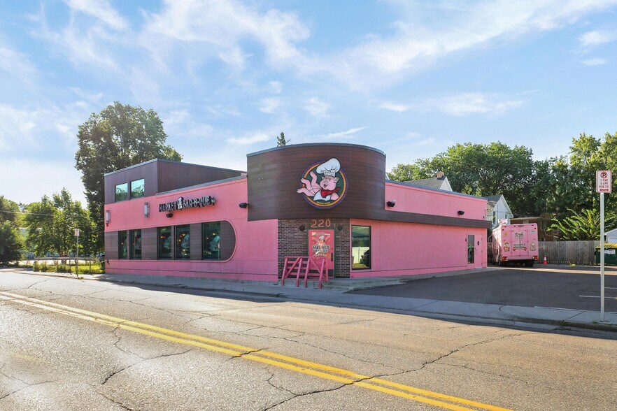 Primary Photo Of 220 Lowry Ave NE, Minneapolis Storefront Retail Residential For Sale