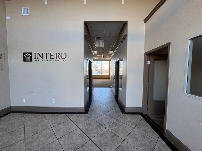 More Photos Of 1360 E Natoma St, Folsom Unknown For Lease
