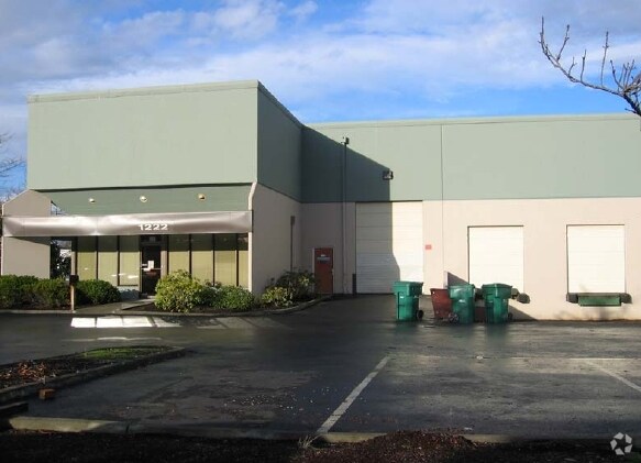 More Photos Of 1222 N 6th Ave, Kent Warehouse For Lease