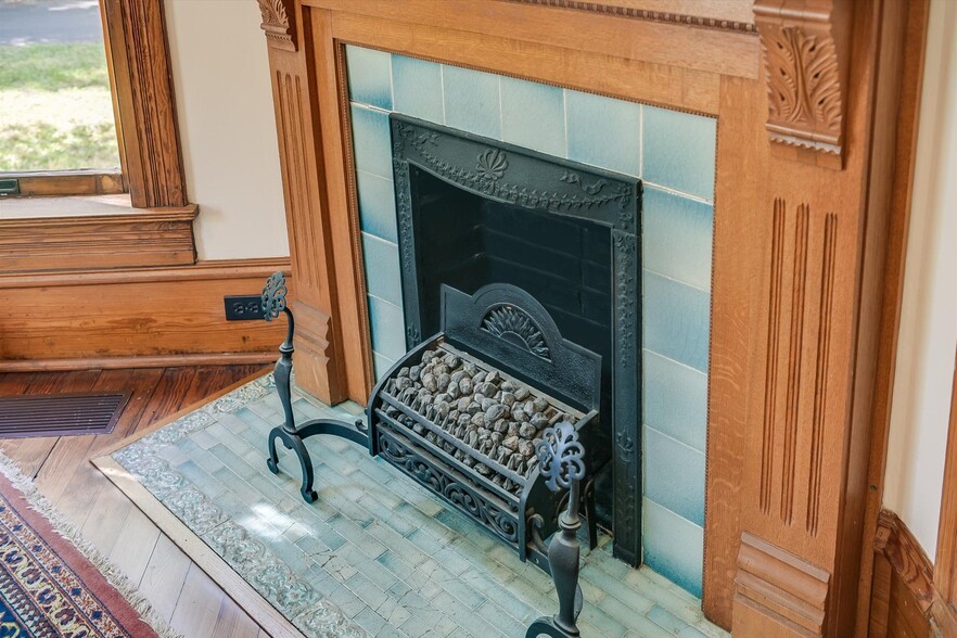 More Photos Of 2210 San Gabriel St, Austin Office Residential For Sale