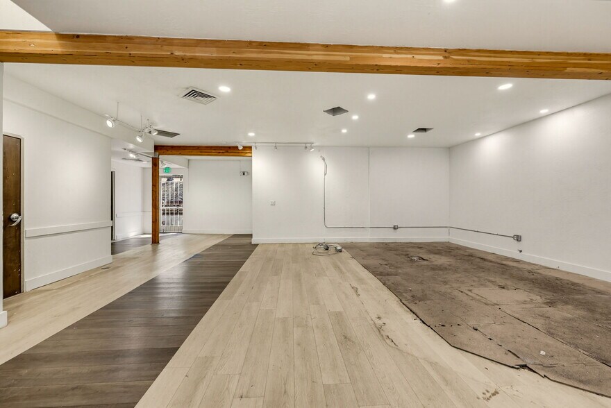 More Photos Of 120 E Main St, Ashland Freestanding For Sale