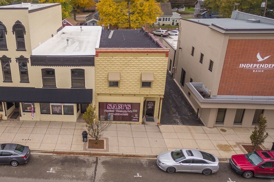 More Photos Of 148 S Main St, Leslie Loft Creative Space For Sale