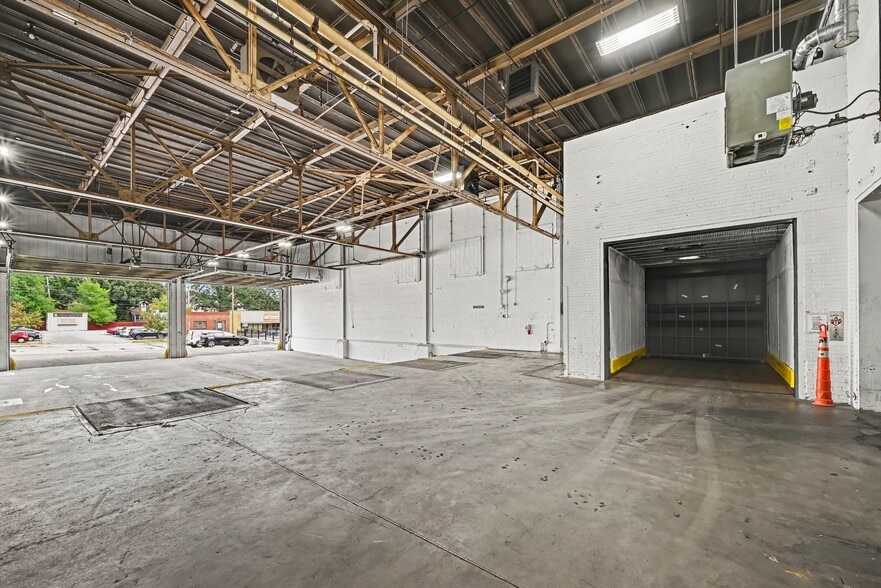 More Photos Of 755 Prior Ave N, Saint Paul Research And Development For Lease