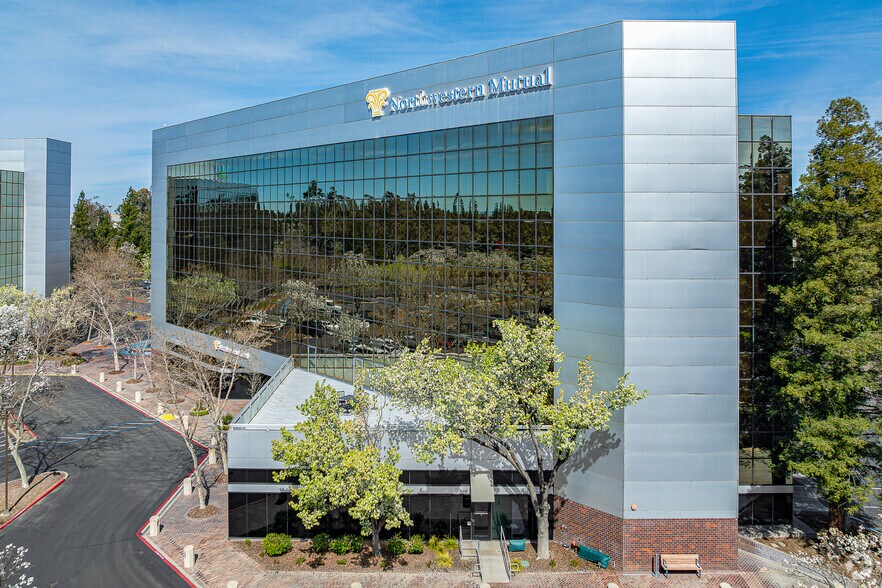 More Photos Of 1425 River Park Dr, Sacramento Office For Lease