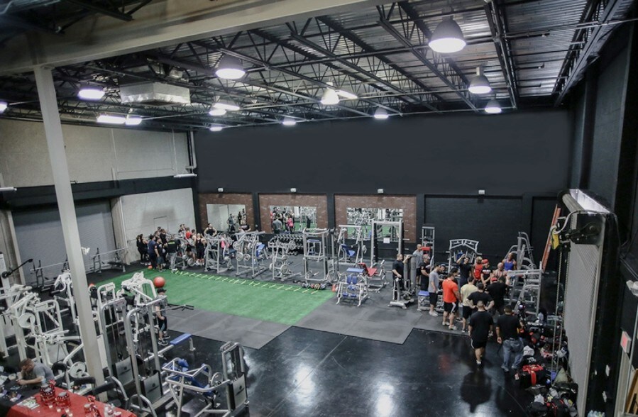 More Photos Of 5801 Congress Ave, Boca Raton Flex For Sale