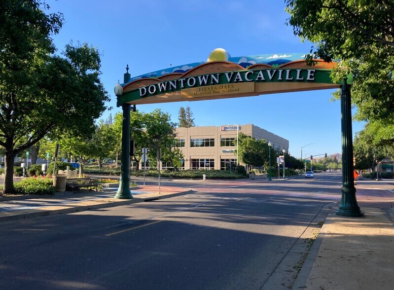 More Photos Of 555 Mason St, Vacaville Office For Lease