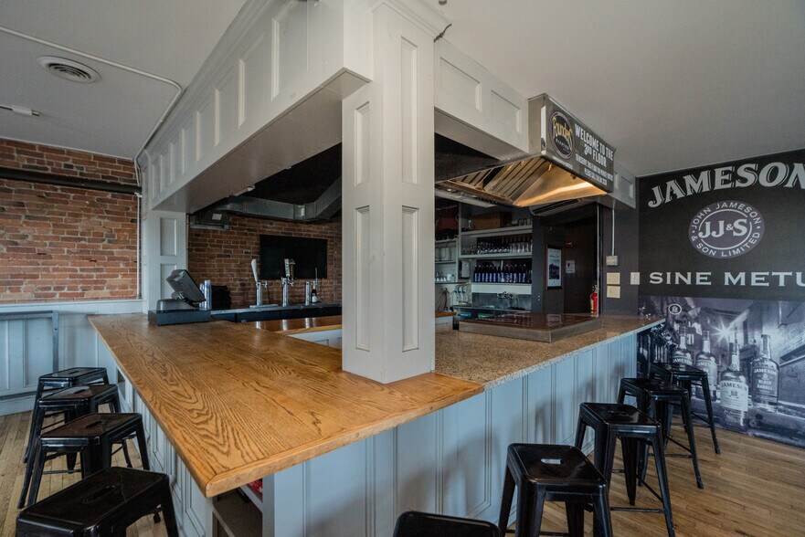 More Photos Of 19-21 Caroline St, Saratoga Springs General Retail For Sale