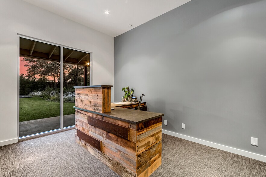 More Photos Of 2606 Ranch Road 620 N, Austin Loft Creative Space For Sale