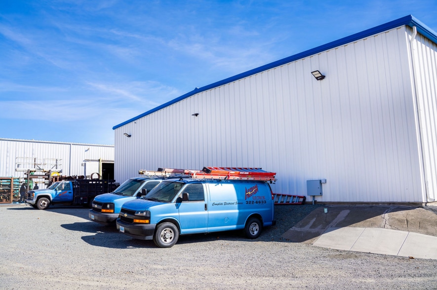 More Photos Of 901 Meredith Way, Sparks Manufacturing For Sale