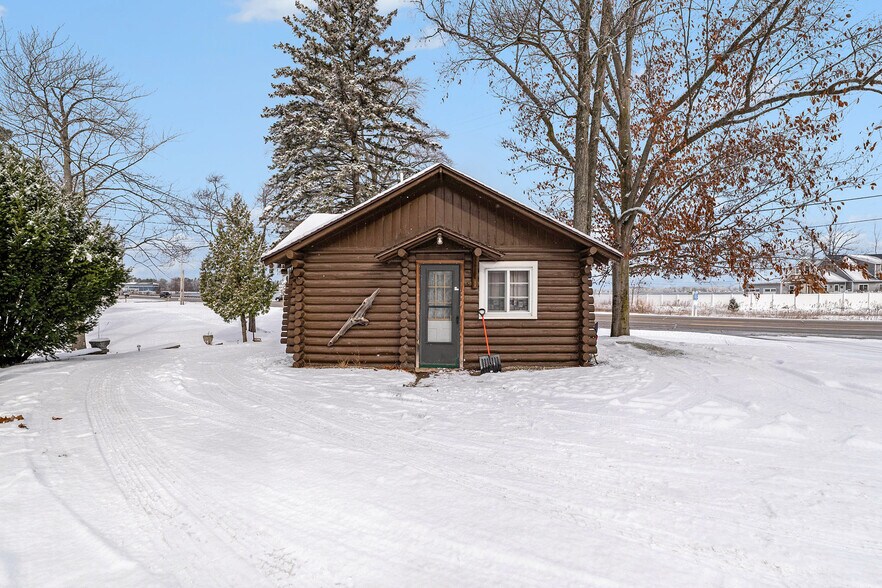 More Photos Of 6444 E M 115, Cadillac Apartments For Sale