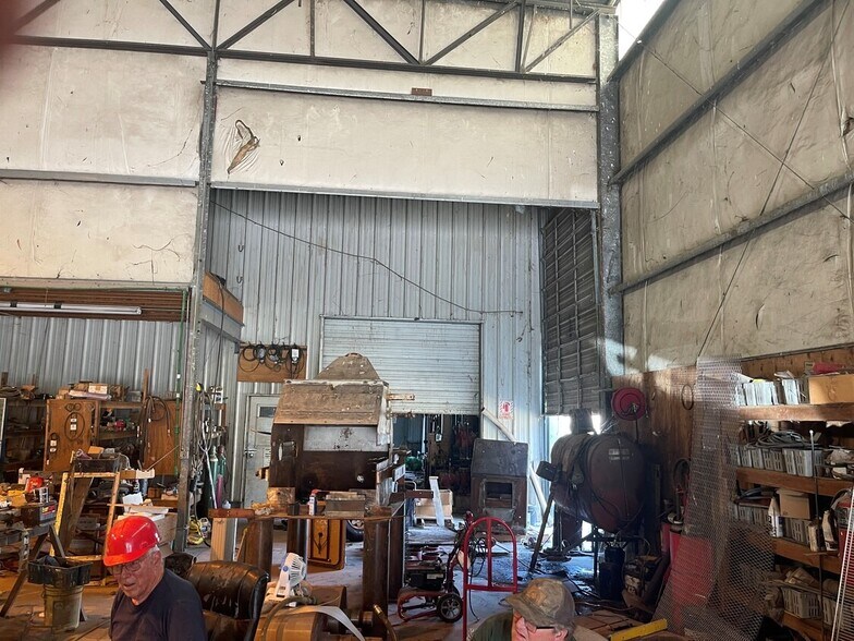 More Photos Of 1000 Washington St E, Vale Warehouse For Sale