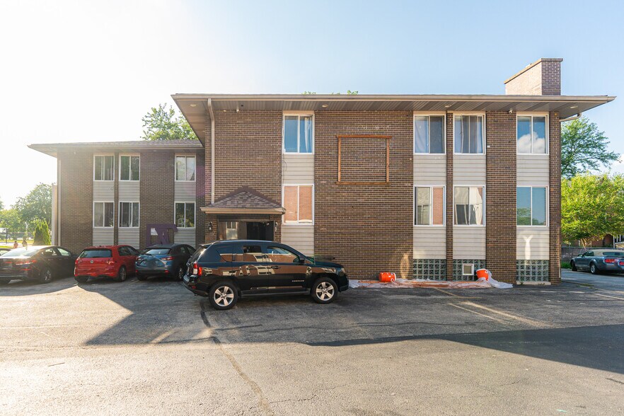 More Photos Of 919 Greenbrier Rd, Dekalb Apartments For Sale