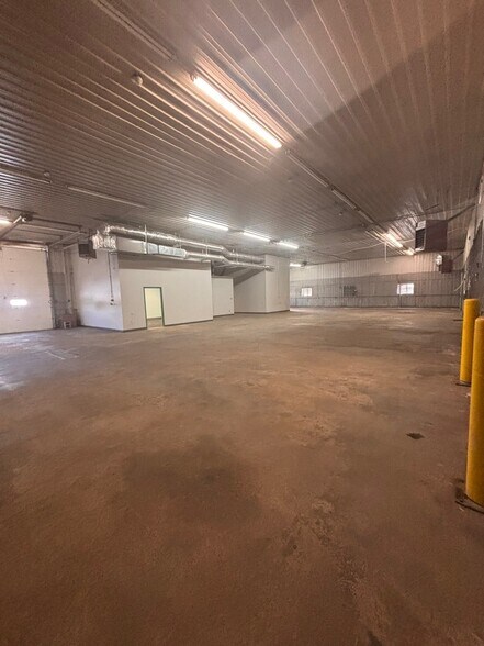 More Photos Of 6263 Taft Rd, Syracuse Warehouse For Lease