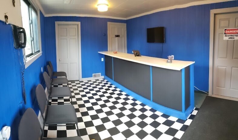 More Photos Of 3824 4th Ave, Beaver Falls Service For Sale