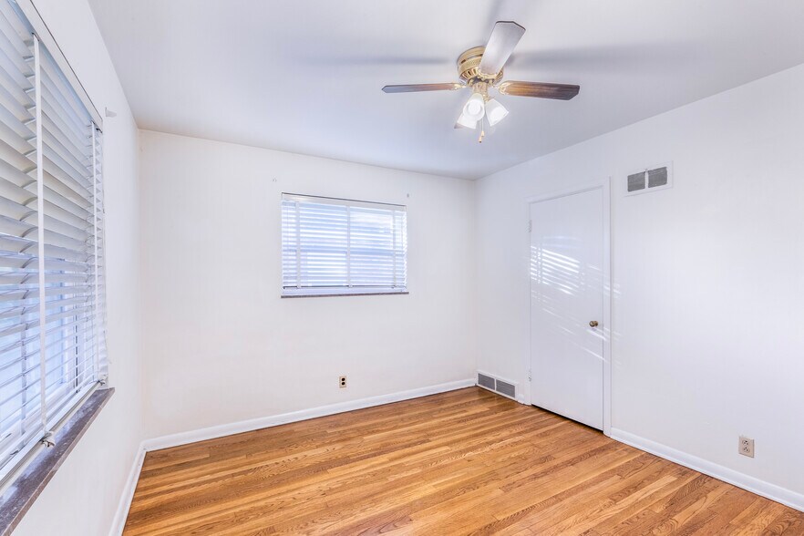 More Photos Of 5944 Loughborough Ave, Saint Louis Apartments For Sale