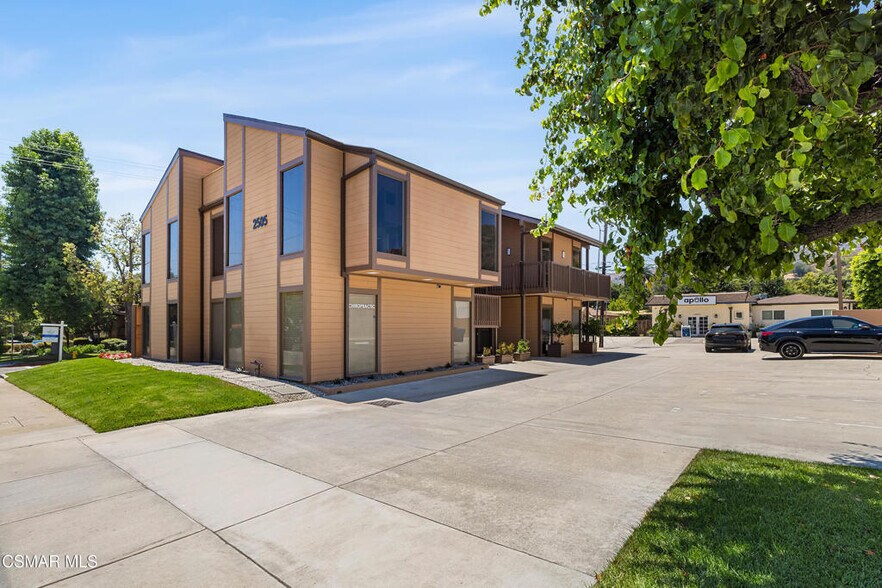 More Photos Of 2505 Canada Blvd, Glendale Office For Lease