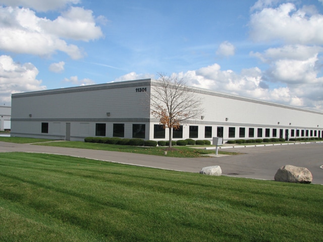 More Photos Of 11301 Metro Airport Center Dr, Romulus Warehouse For Lease