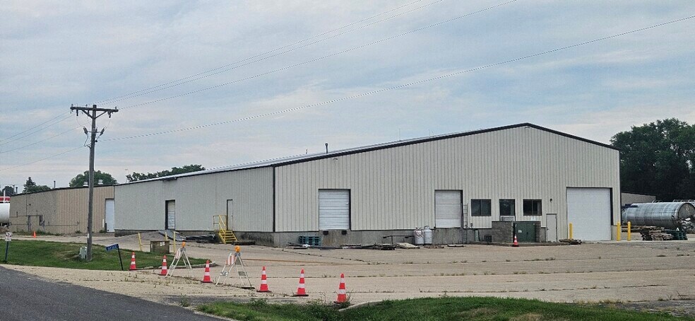 More Photos Of N7160 Raceway Rd, Beaver Dam Flex For Sale
