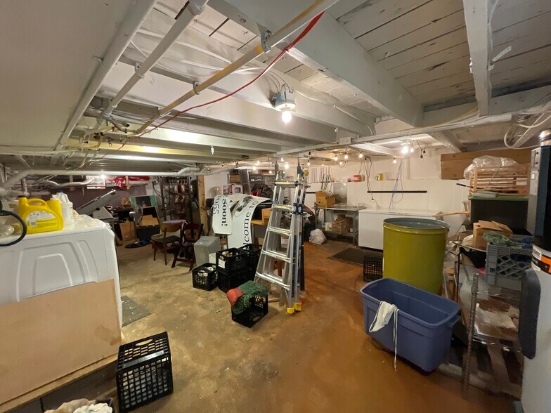 More Photos Of 1055 Lewiston Rd, New Gloucester Restaurant For Sale