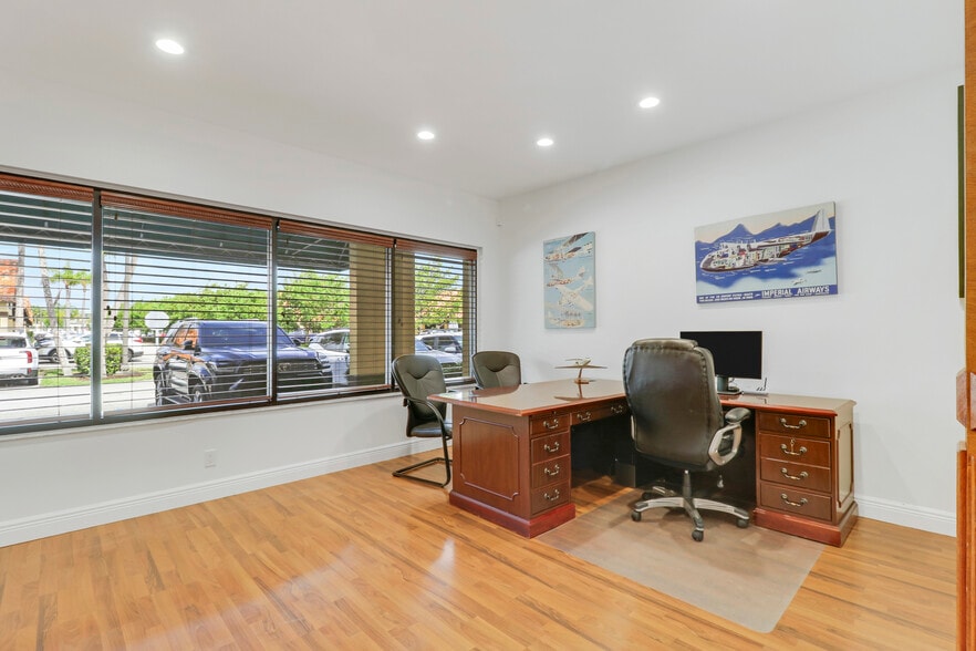 More Photos Of 725 N Hwy A1A, Jupiter Medical For Sale