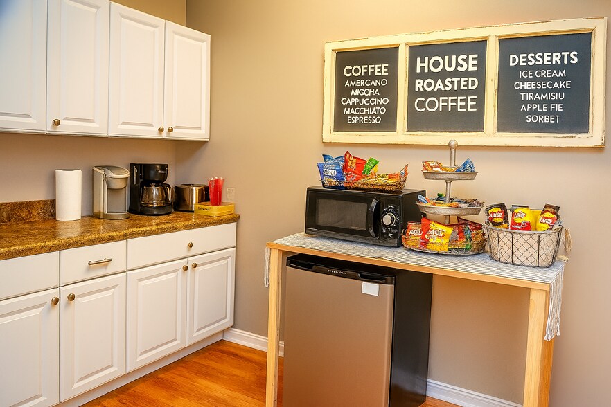 More Photos Of 277 Willbrook Blvd, Pawleys Island Office For Sale