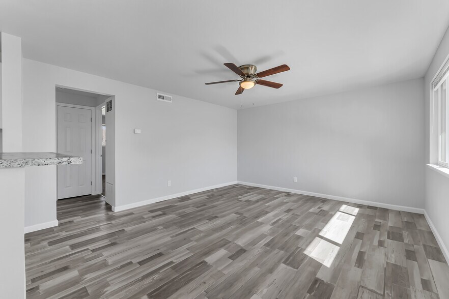 More Photos Of 1517 N Edmonds Dr, Carson City Multifamily For Sale