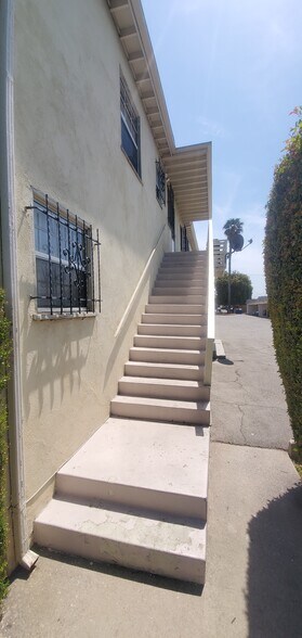 More Photos Of 5776 Clemson St, Los Angeles Apartments For Sale