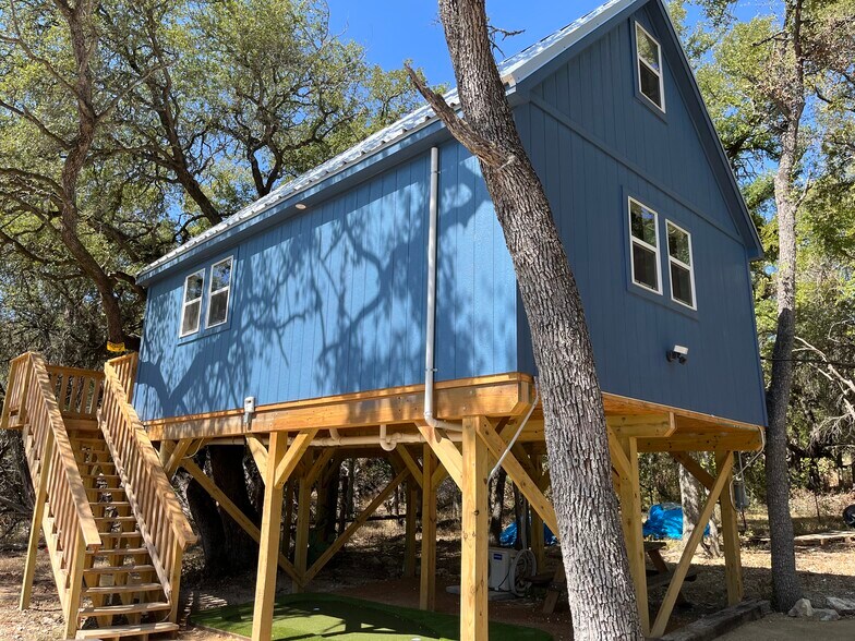 More Photos Of 1710 N FM 1626, Buda Golf Course Driving Range For Sale