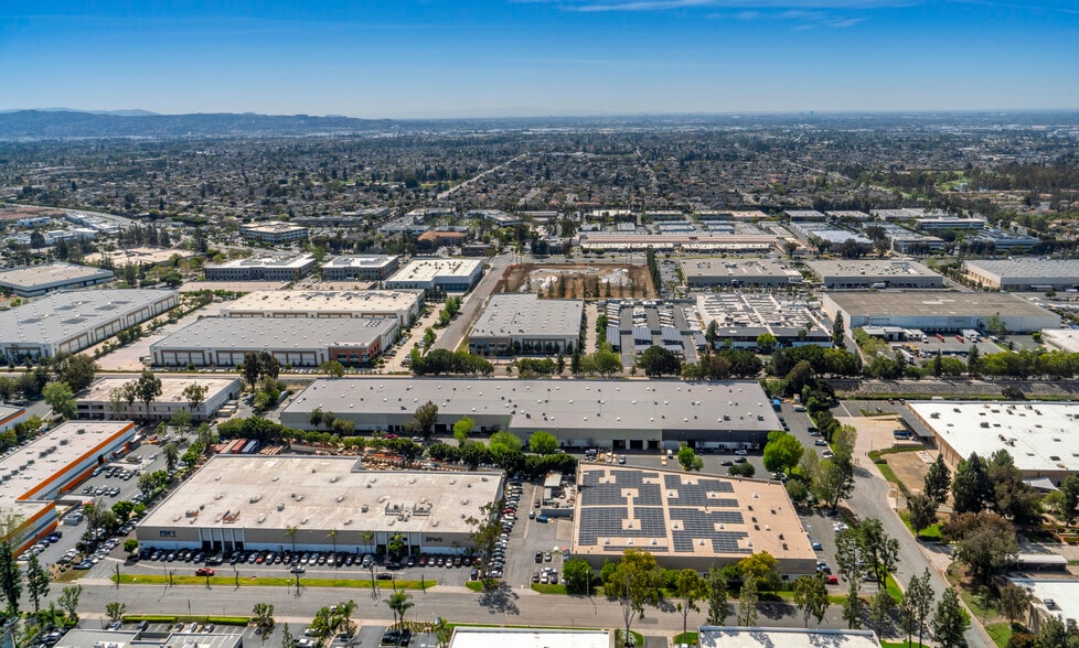 More Photos Of 350 Ranger Ave, Brea Manufacturing For Lease