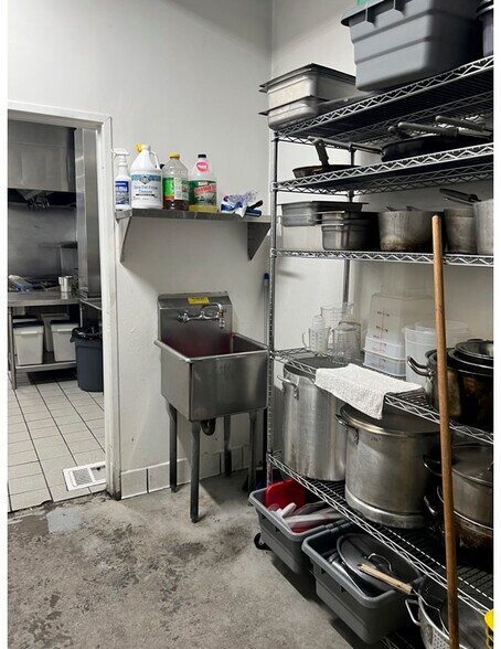 More Photos Of 2806-2812 E Washington Blvd, Los Angeles Restaurant For Lease