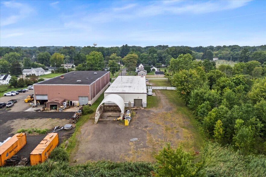 More Photos Of 59230 Havenridge Rd, New Haven Manufacturing For Sale