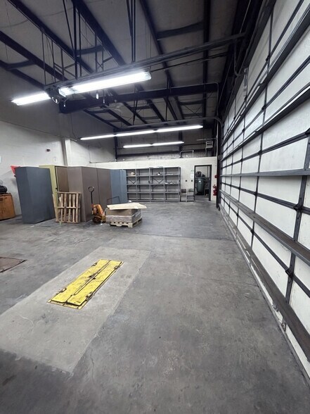 More Photos Of 160 Unionville Rd, Butler Light Distribution For Sale
